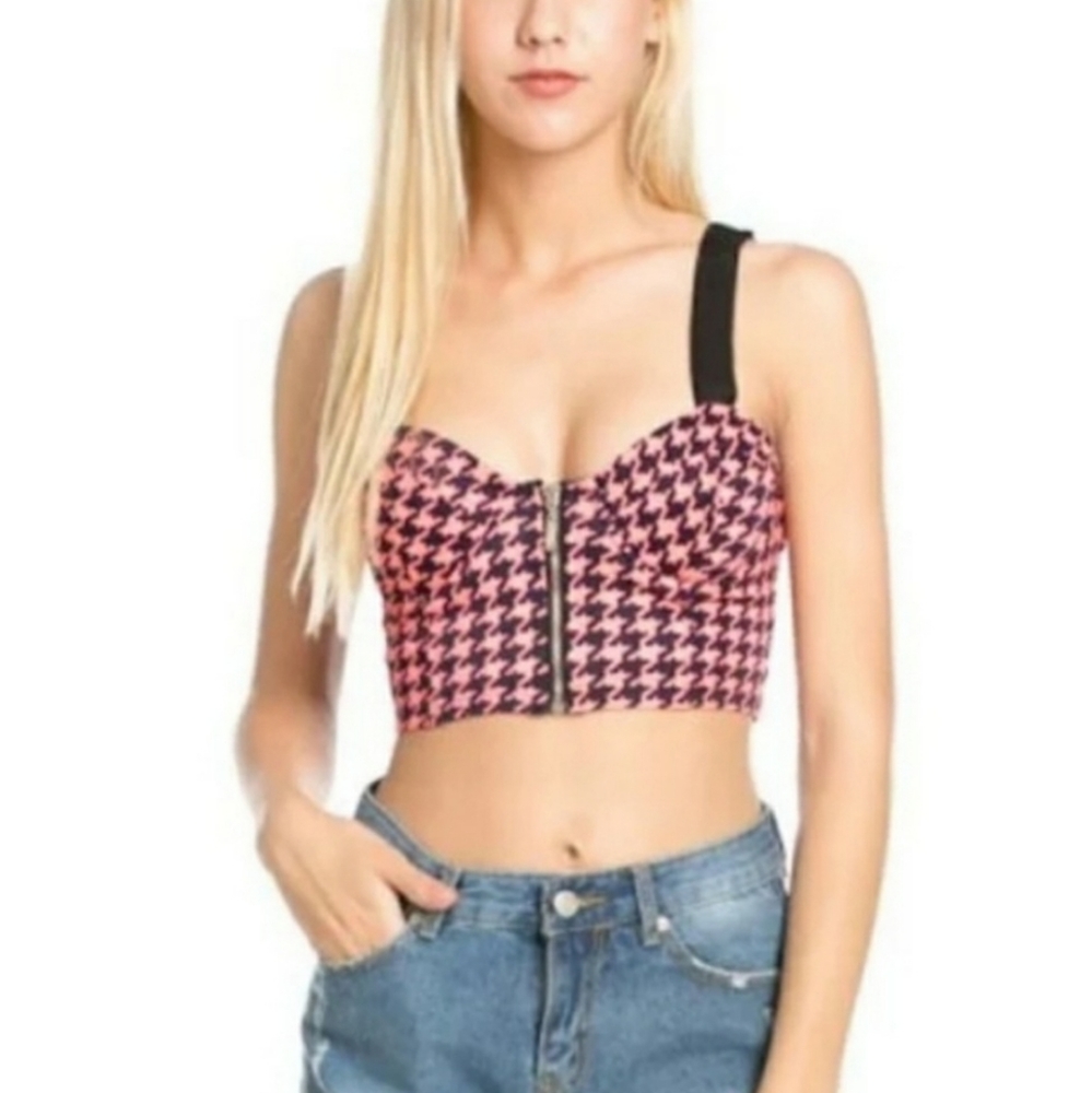 Black & Neon Pink Front Zipper Crop …